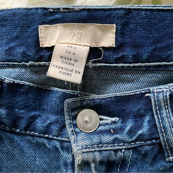 Mid Rise Straight Jeans - Picture 5 of 5